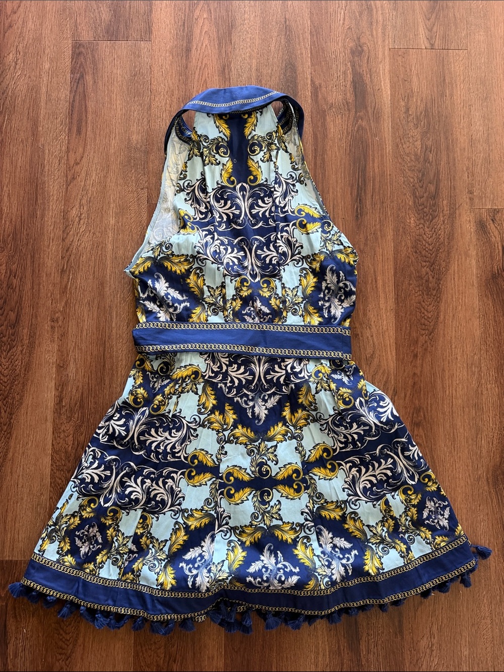 Alice + Olivia Lucy Print Mini Shirtdress - Picture 5 of 7